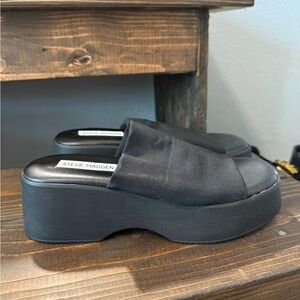 Steve Madden Black Platform Mules